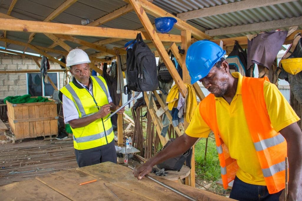 Jamaica has second-longest average work week in the Americas