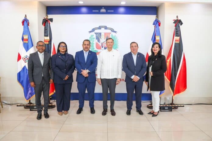 Trinidad and Tobago, Dominican Republic sign air services agreement