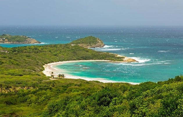 Antigua and Barbuda urges public to report blocked beach access