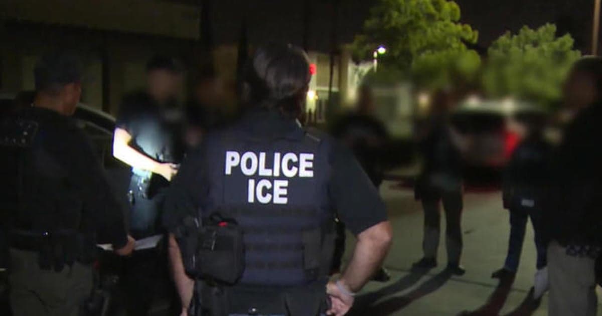 Florida reports hundreds of arrests in sweeping immigration crackdown