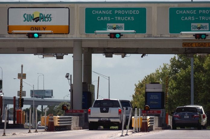 Miami-Dade motorists paid millions in tolls during 2015/16 - CNW Network