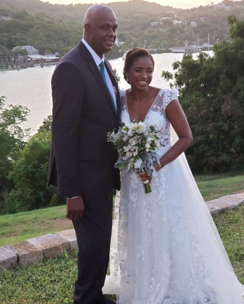 Courtney Walsh Gets Married to Longtime Girlfriend - CNW Network