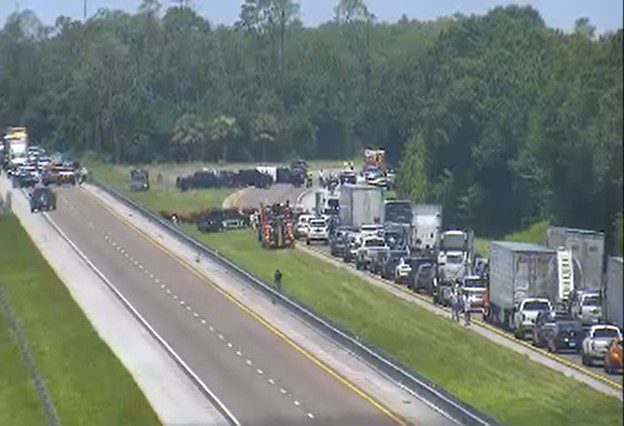 Cows Block Florida’s Turnpike After Truck Fire - Cnw Network