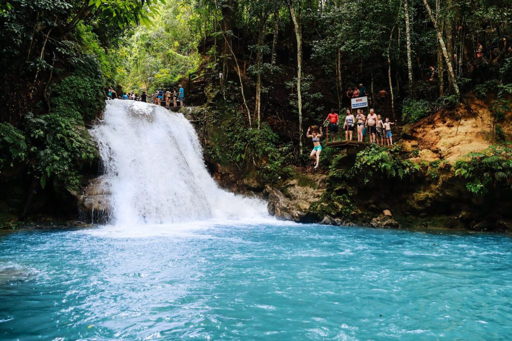 Blue Hole St. MARY Jamaica