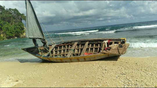 migrant boat