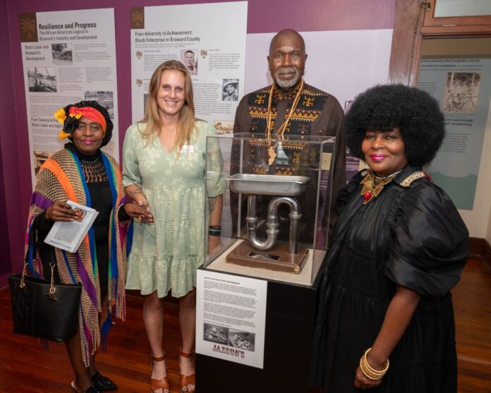 Martha Russ-Adams, Ellery Andrews, Jerry Hadley and Mary Russ Milligan. photo credit Michael Murphy Photography for History Fort Lauderdale